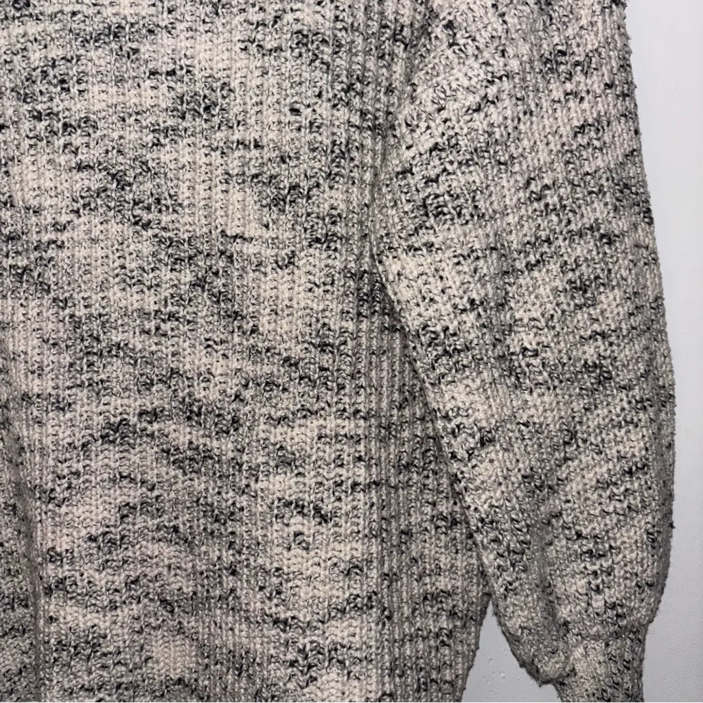 OFFLINE By Aerie Chillside Turtleneck Sweater White Gray Ribbed Knit Oversized - Image 2