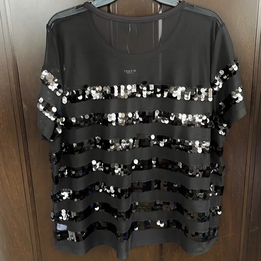 NWT Torrid Sheer Mesh Stripe Sequin Top Black Size 2X - Image 8