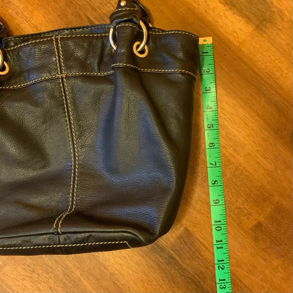 Tignanello Shoulder Bag Black Leather Purse Multi color stripe lining - Image 4