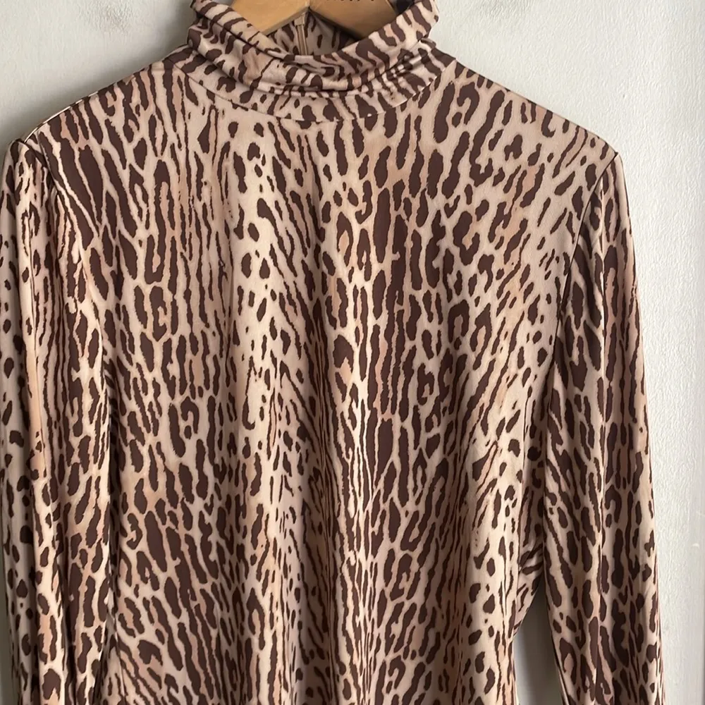ZIMMERMANN Espionage Leopard Jersey Turtleneck - Image 4
