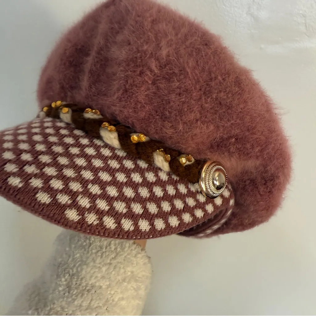 Stylish Women's Mauve Pink Wool Beret Pageboy Hat with Gold Accents - Image 4