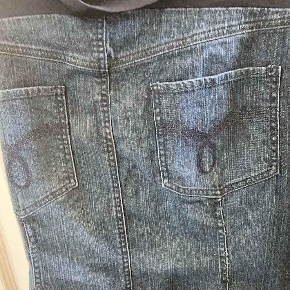 FINAL MARKDOWN Motherhood maternity denim skirt small - Image 3