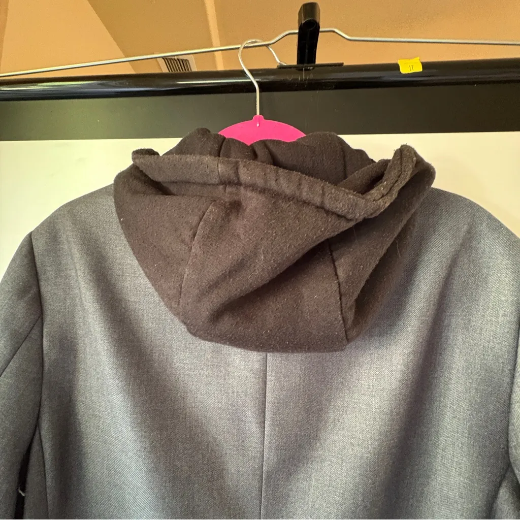 Gray Utility Jacket with detachable hood size medium - Image 7