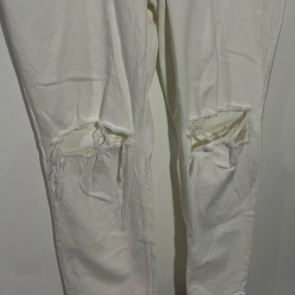 Abercrombie & Fitch‎ Ultra High Rise 90s Straight Jean White Ripped Knee 20 Long - Image 3