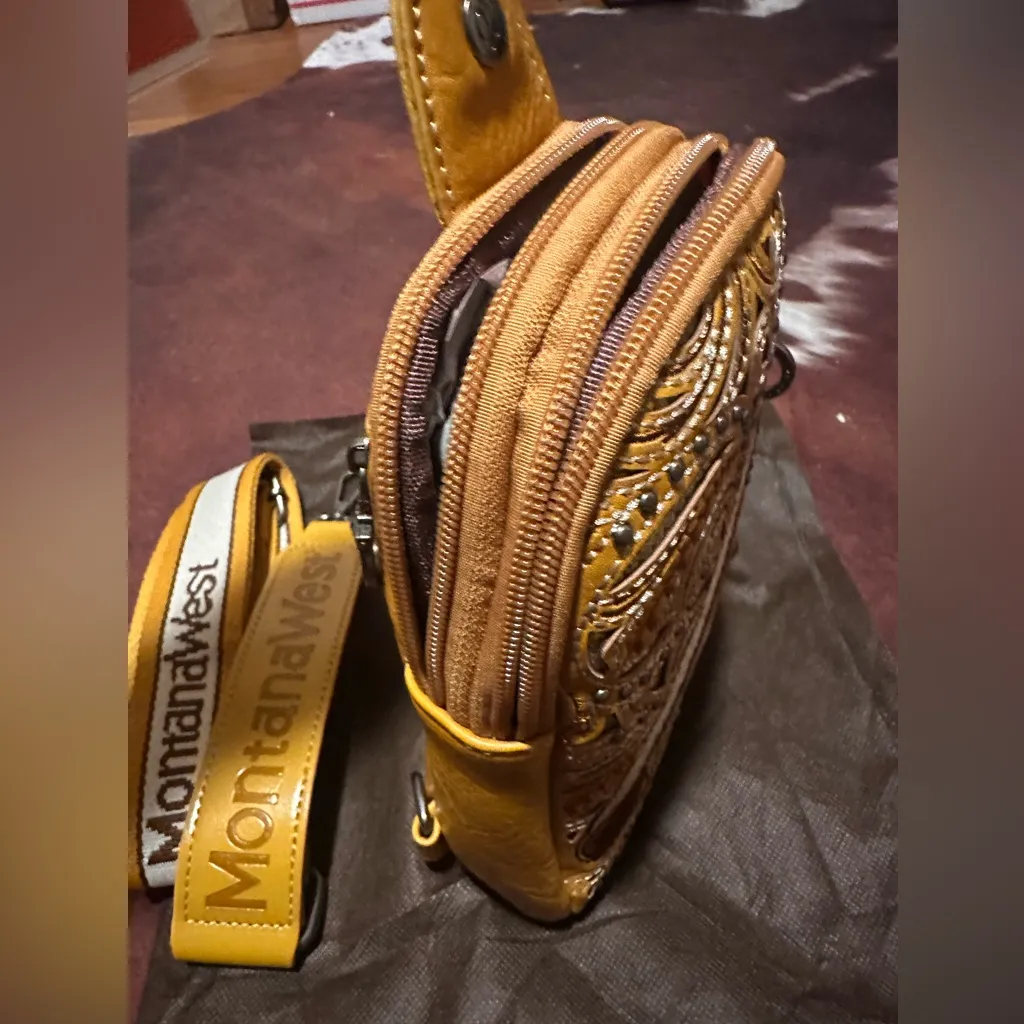 Montana West Crossbody NWT - Image 2