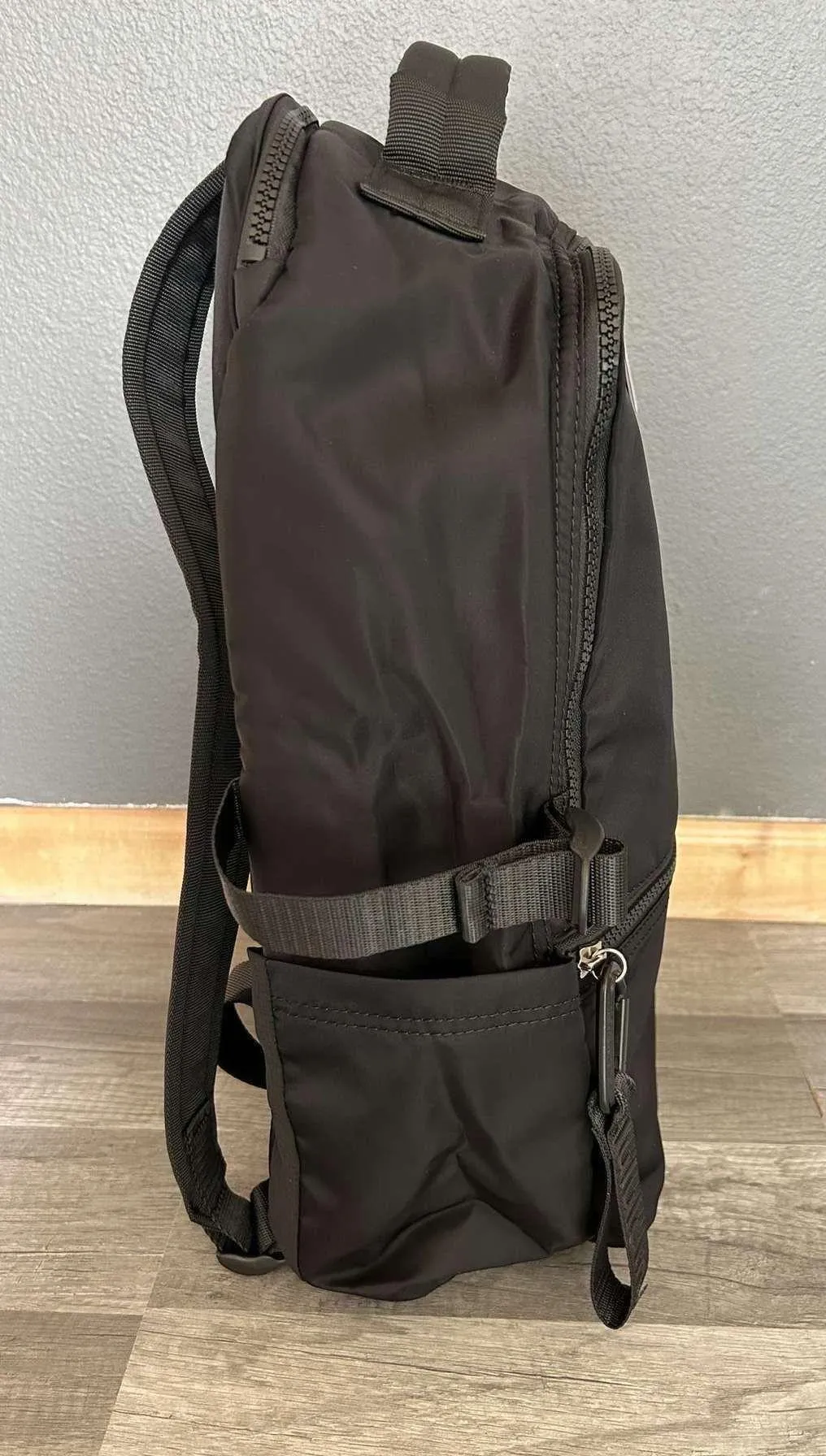 Backpack New Crew Black New With Tags 22L - Image 6