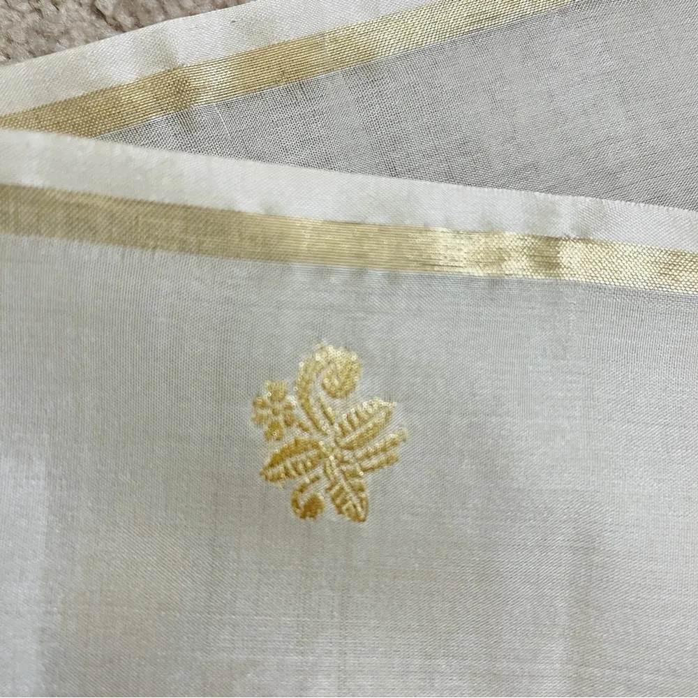 Vintage Luxurious India traditional handmade 100% Silk with gold thread Scarf - Image 5