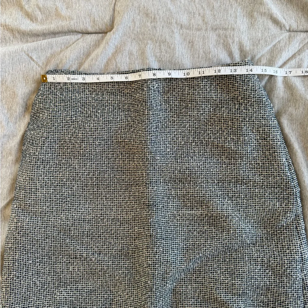 Banana Republic Tweed Skirt Navy White 2 Frayed Edges Metallic Threads Preppy - Image 8