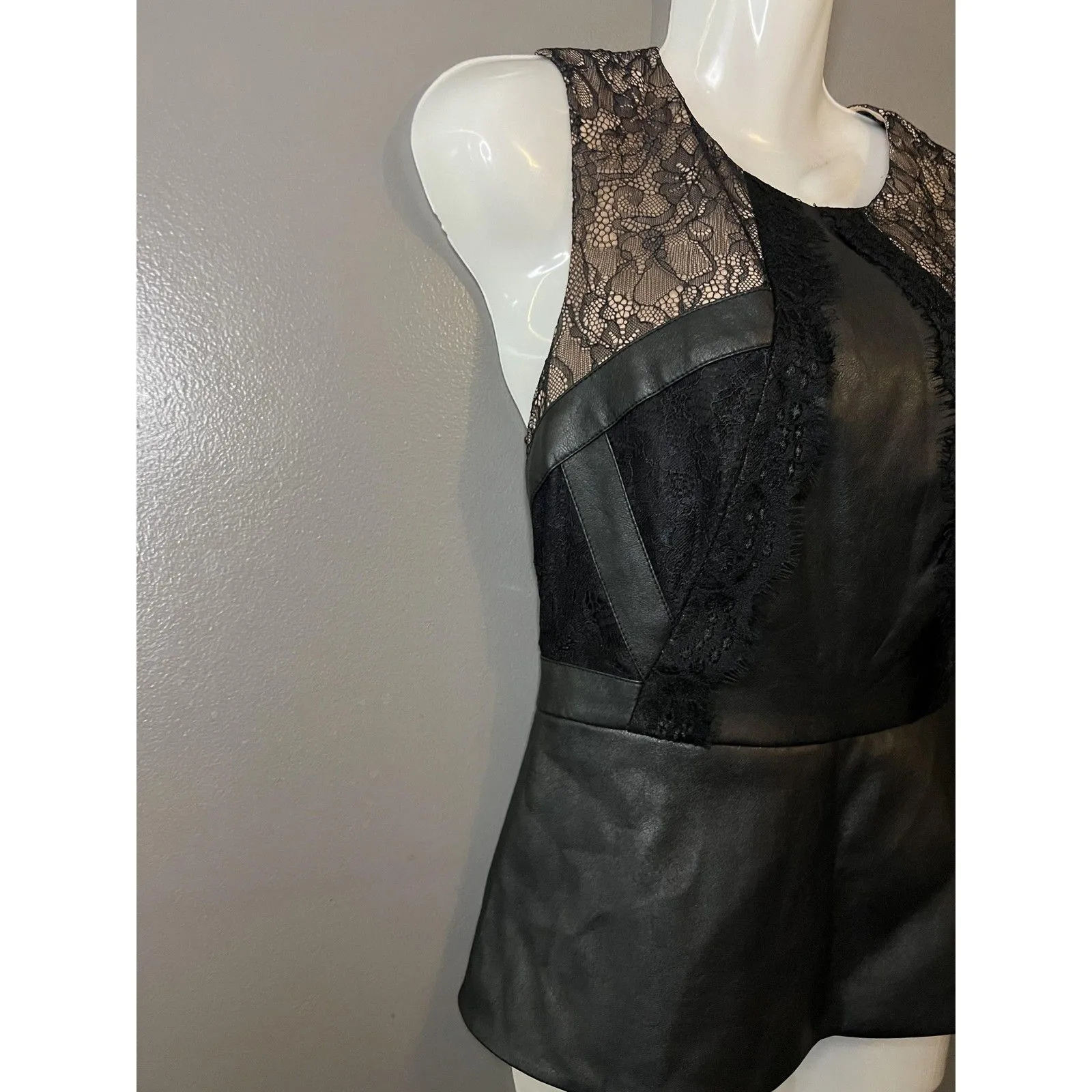 BCBGMAXAZRIA Shirt Womens Small Black Laine Faux Leather Lace Peplum Top - Image 2