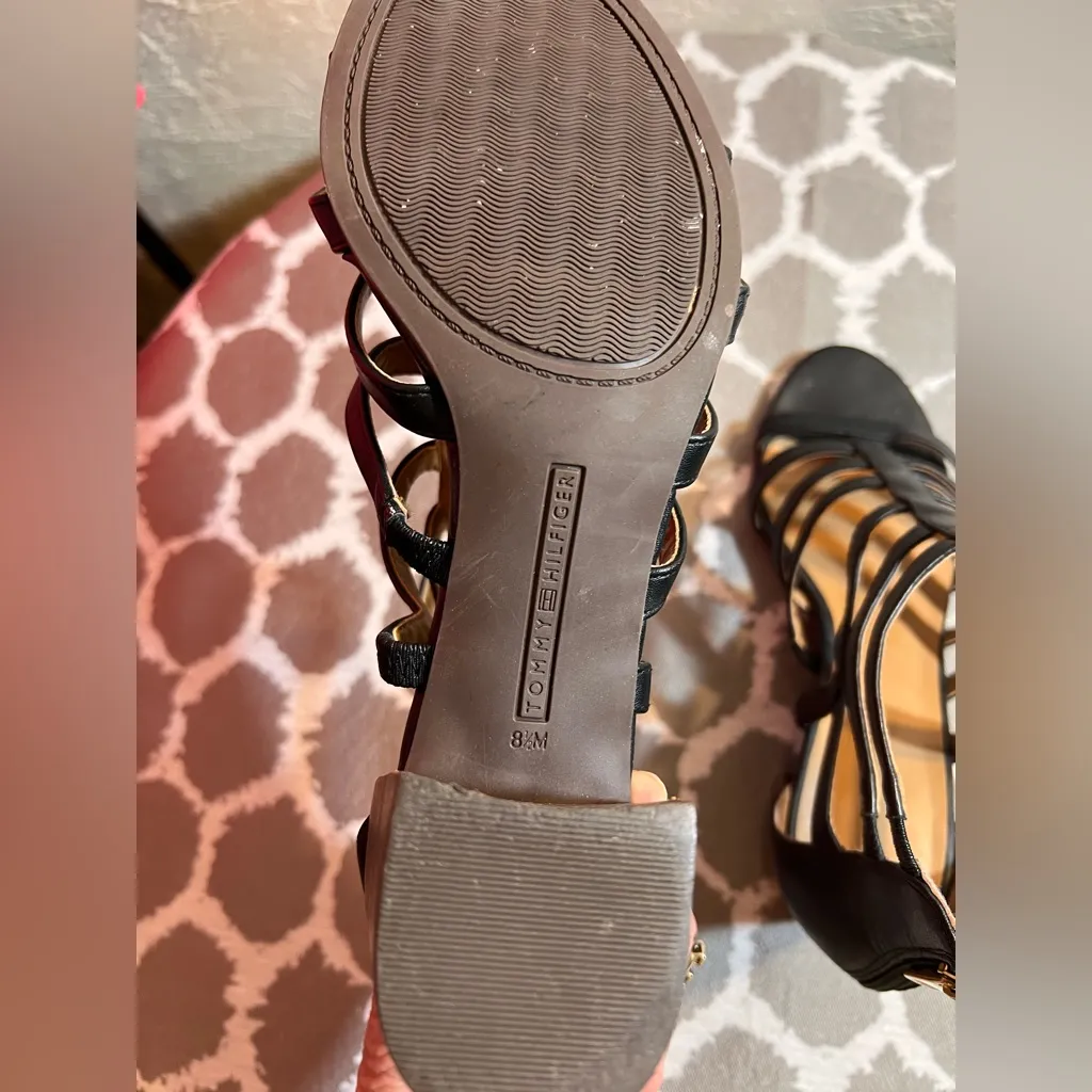 Tommy Hilfiger Black and Brown Heeled Sandals - Image 8