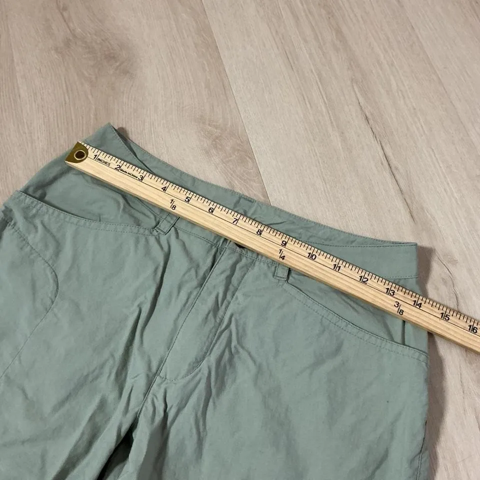 Mountain Hardwear Women's OL1155 Lightweight Outdoor Hiking Shorts Size 4 - Image 5