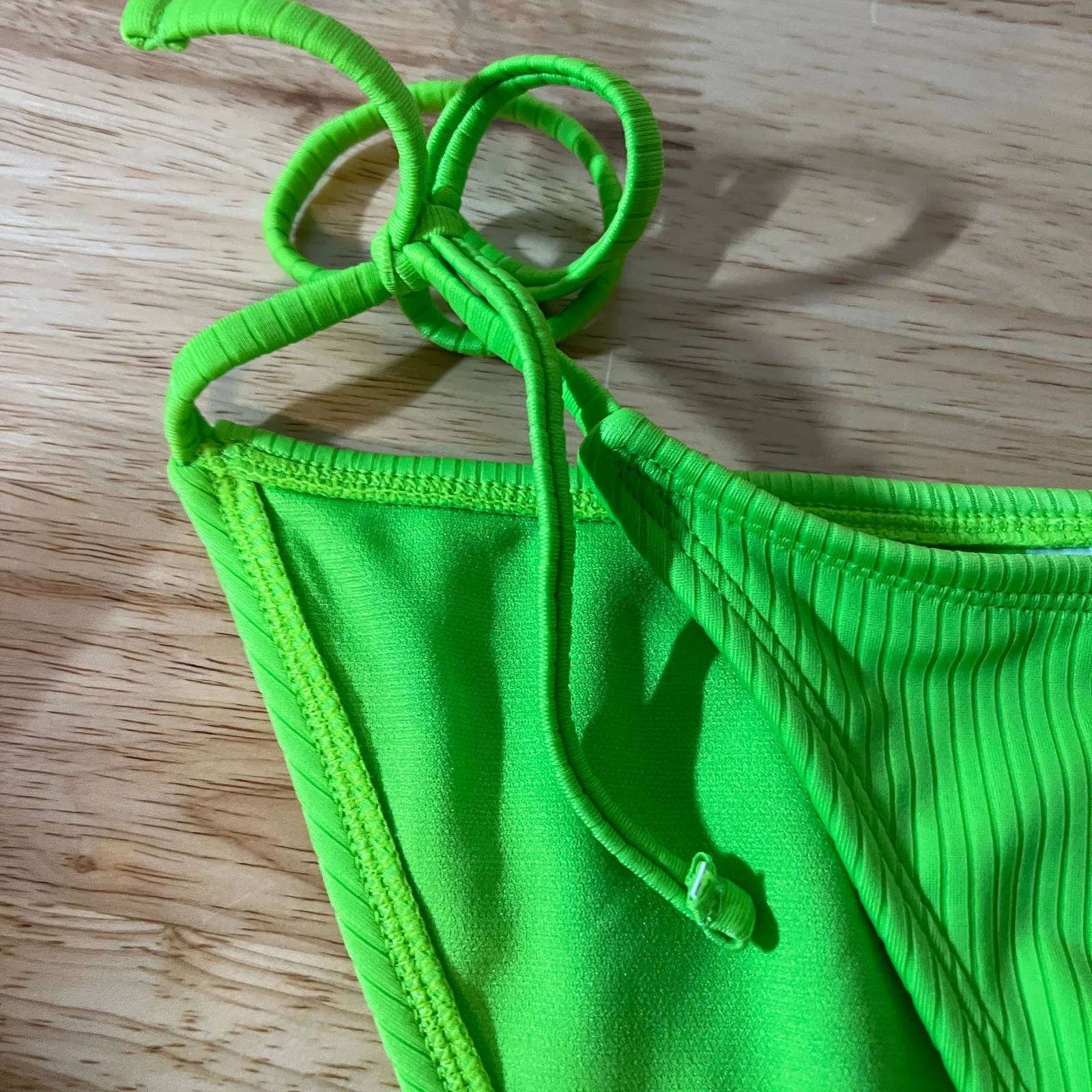 Wild Fable Women's Green Ribbed Side-Tie Cheeky Bikini Top - Size XXS - NWT - Image 3