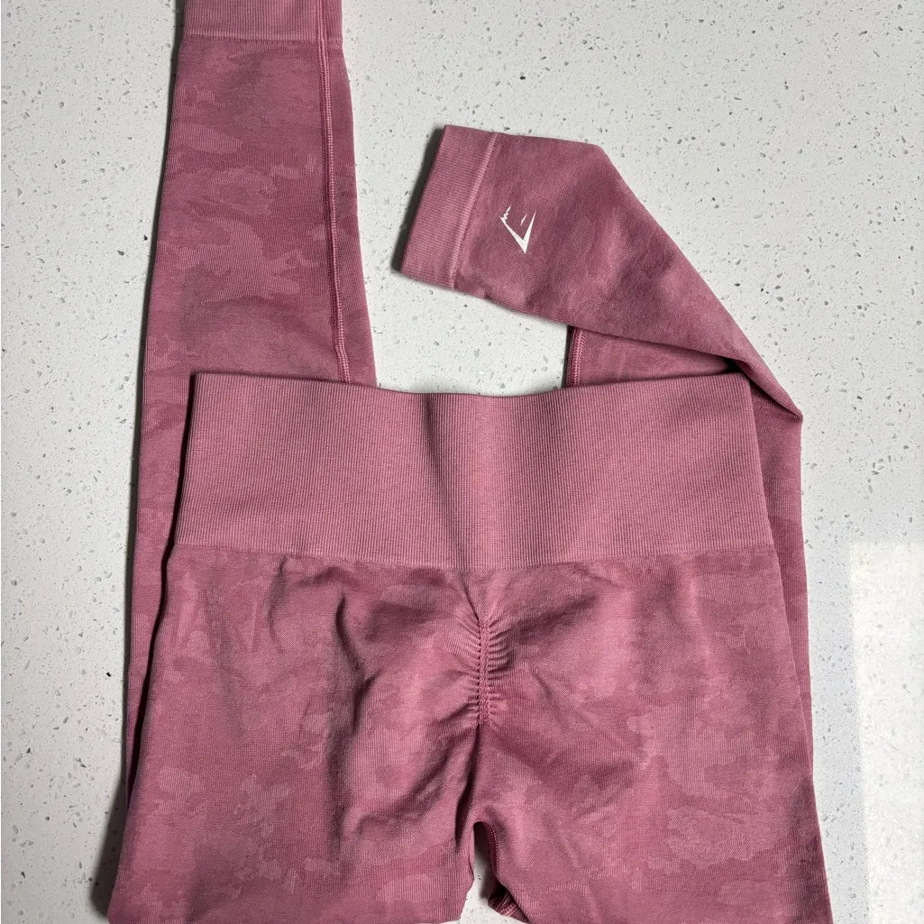 AYBL Womens Athletic bundle x4 nvgtn  & Gymshark Small/ Medium - Image 9