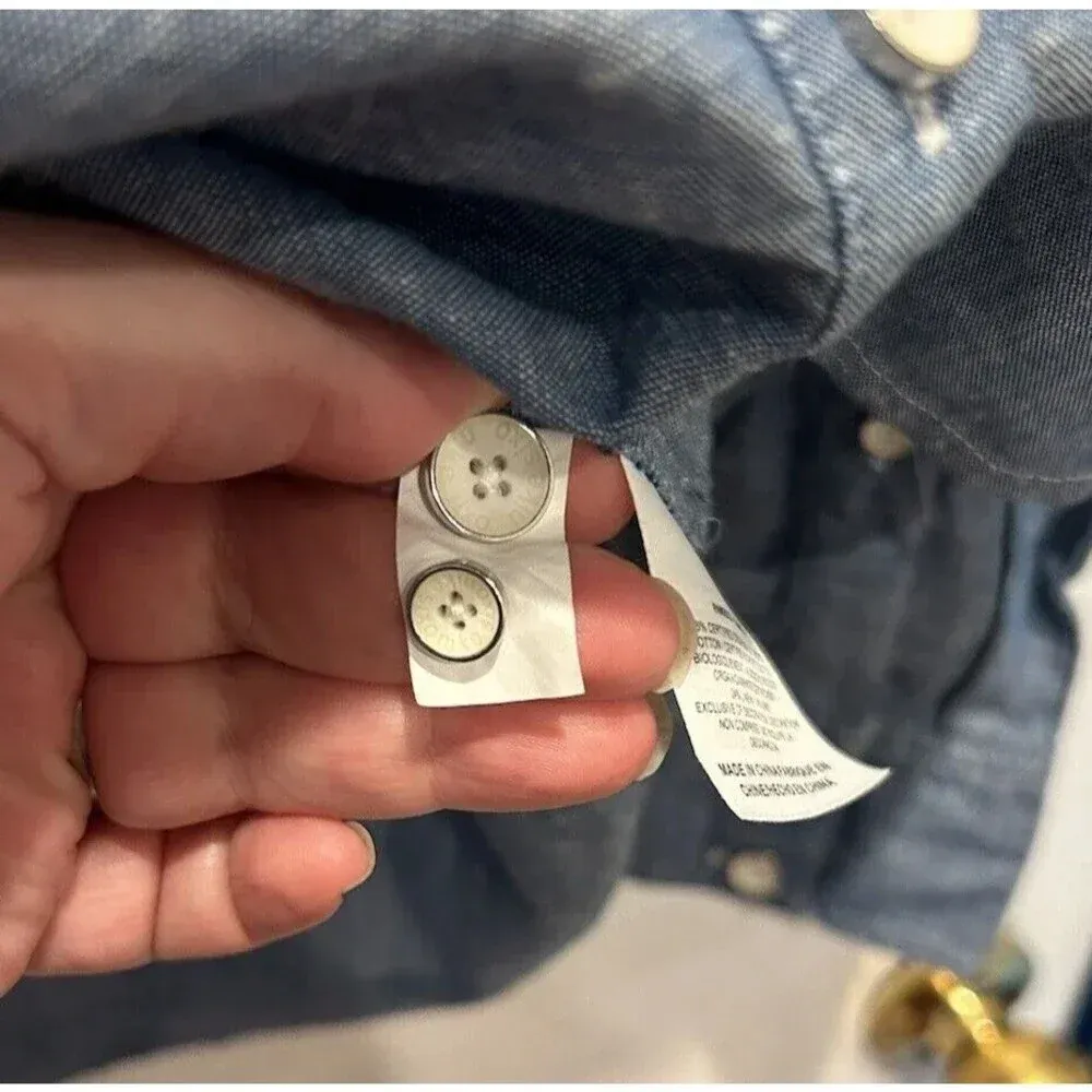 Nike‎ 6.0 Women's Size Large Blue Button Up Shirt Organic Cotton Linen Blend - Image 7