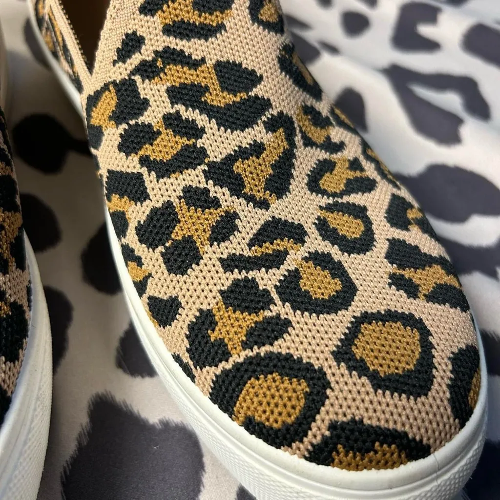 Leopard Steve Madden Knit Platform Slip-On | Size 8 | Comfy & Chic Sneakers 🐆 - Image 3