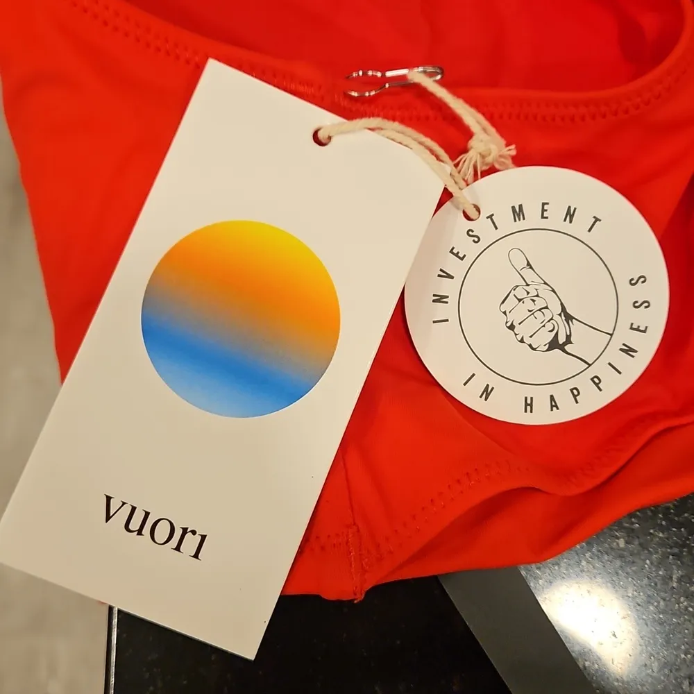 💕VUORI💕 Encinitas Bikini Top ~ Bright Red XL NWT - Image 9