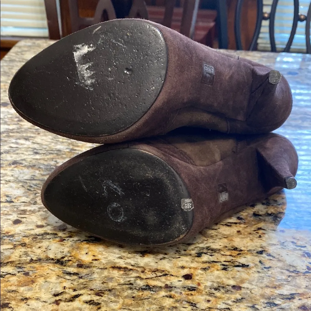 Chic Brown Suede Ankle Boots with Buckle Detail Size 9.5 - Image 10