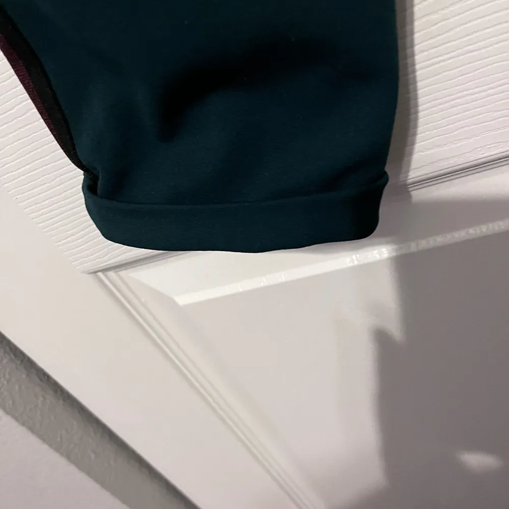 Like an angel green with stripes pants size medium - Image 5