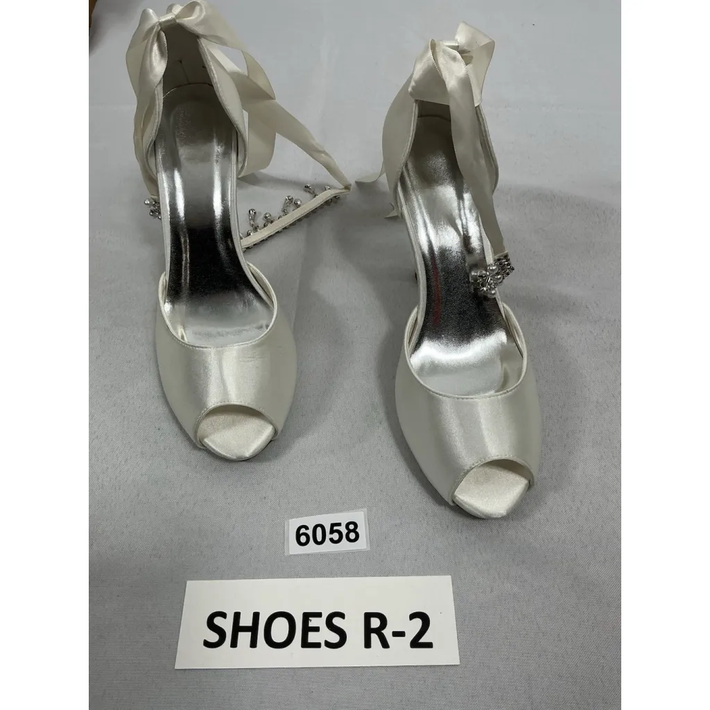 Womans White Satin Stiletto Dress Shoes Eu 37 Us 6.5/7 Peep Toe Ankle Accents - Image 3