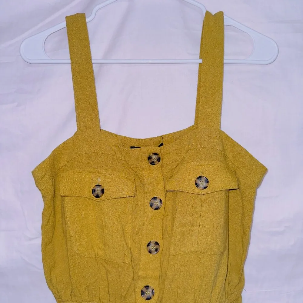 Forever 21 NWT Sleeveless Button Up Cinched Waist Romper size medium - Image 2