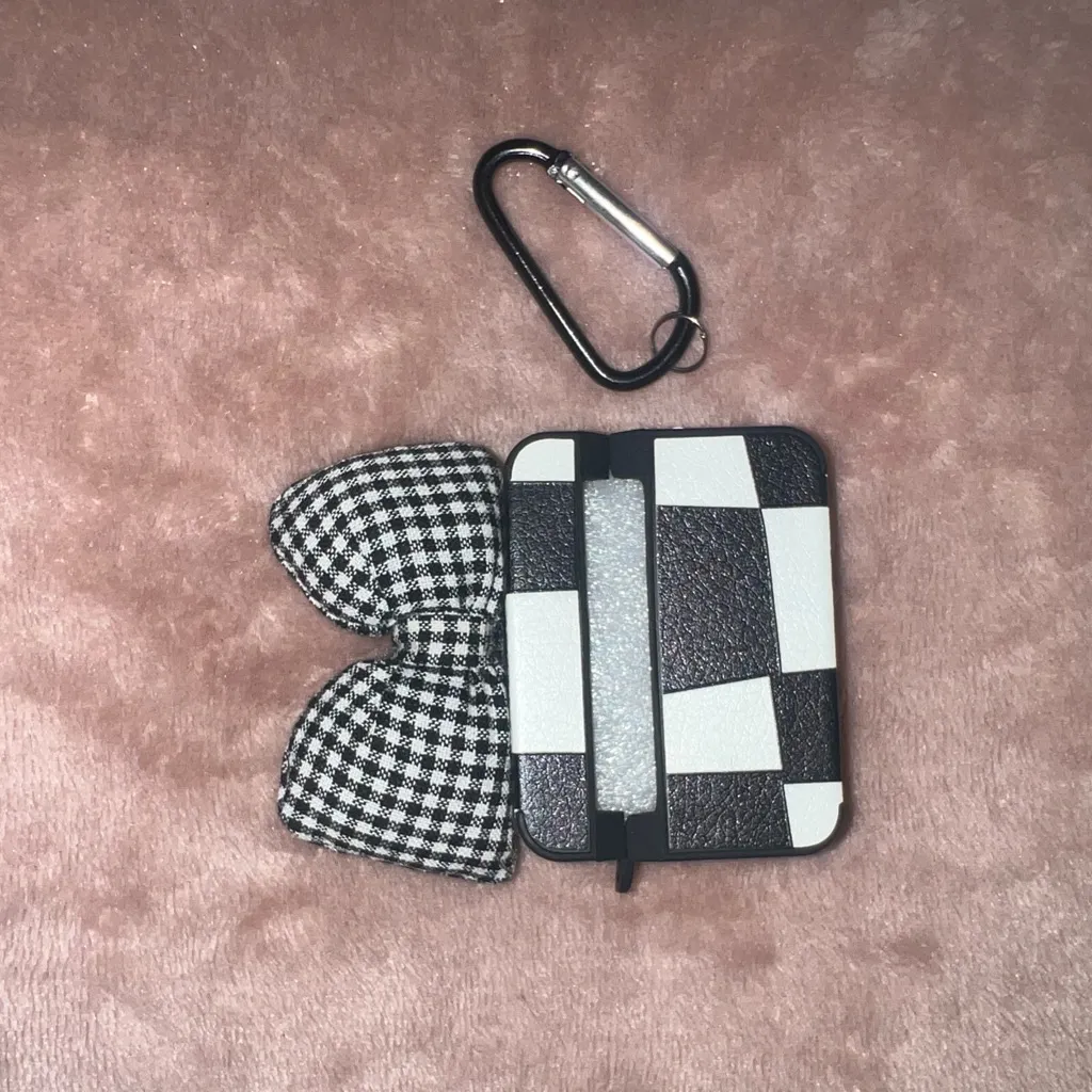 AirPods Pro case - Image 2