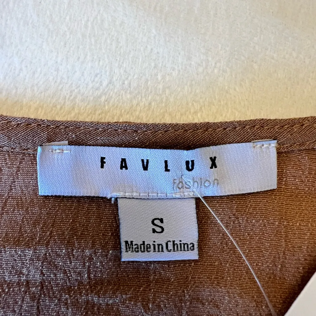FAVLUX Tan Wrap Blouse Size Small‎ “oversize “ - Image 2