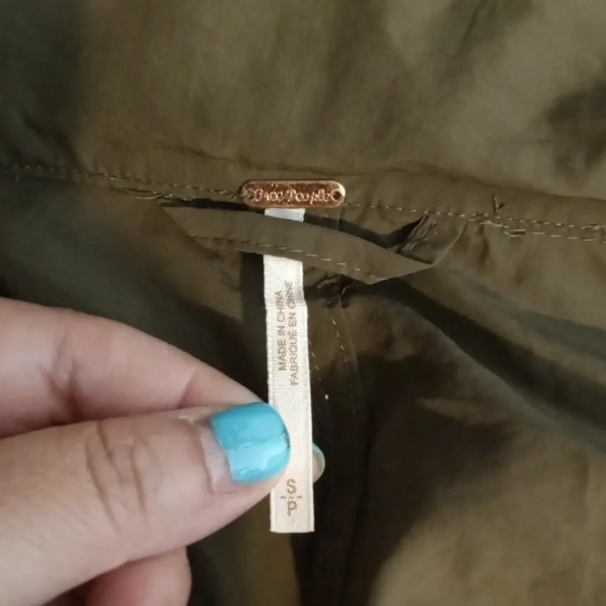 Free People Oversized Windbreaker Military Green Wind Swept Hooded Size S/P - Image 3