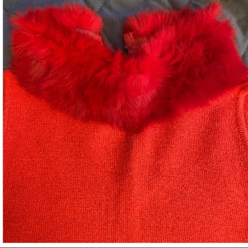 Bette Paige Fur Trim Sleeveless Sweater​ Red Size L - Image 2