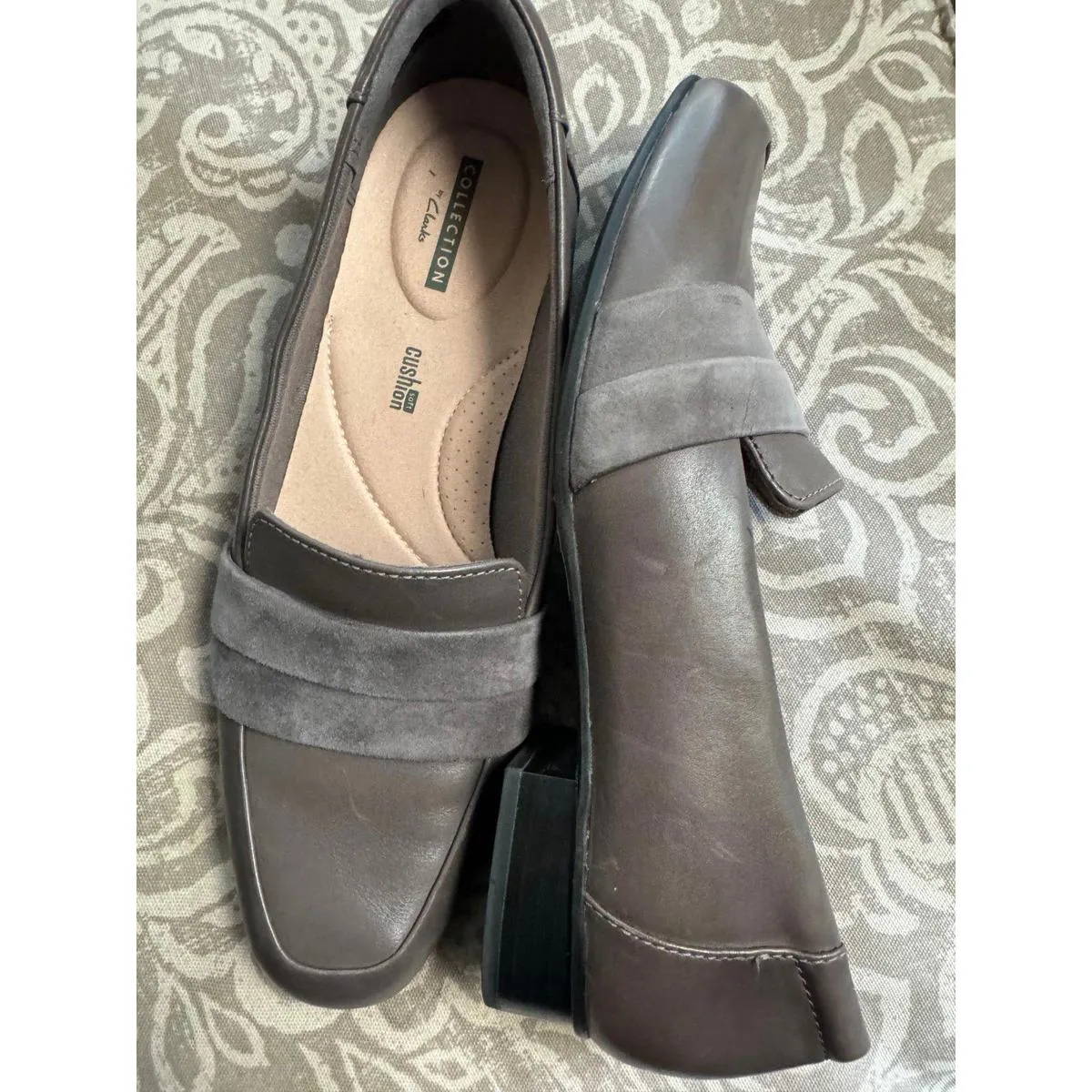 Womens Clarks shoes 9M - Image 2