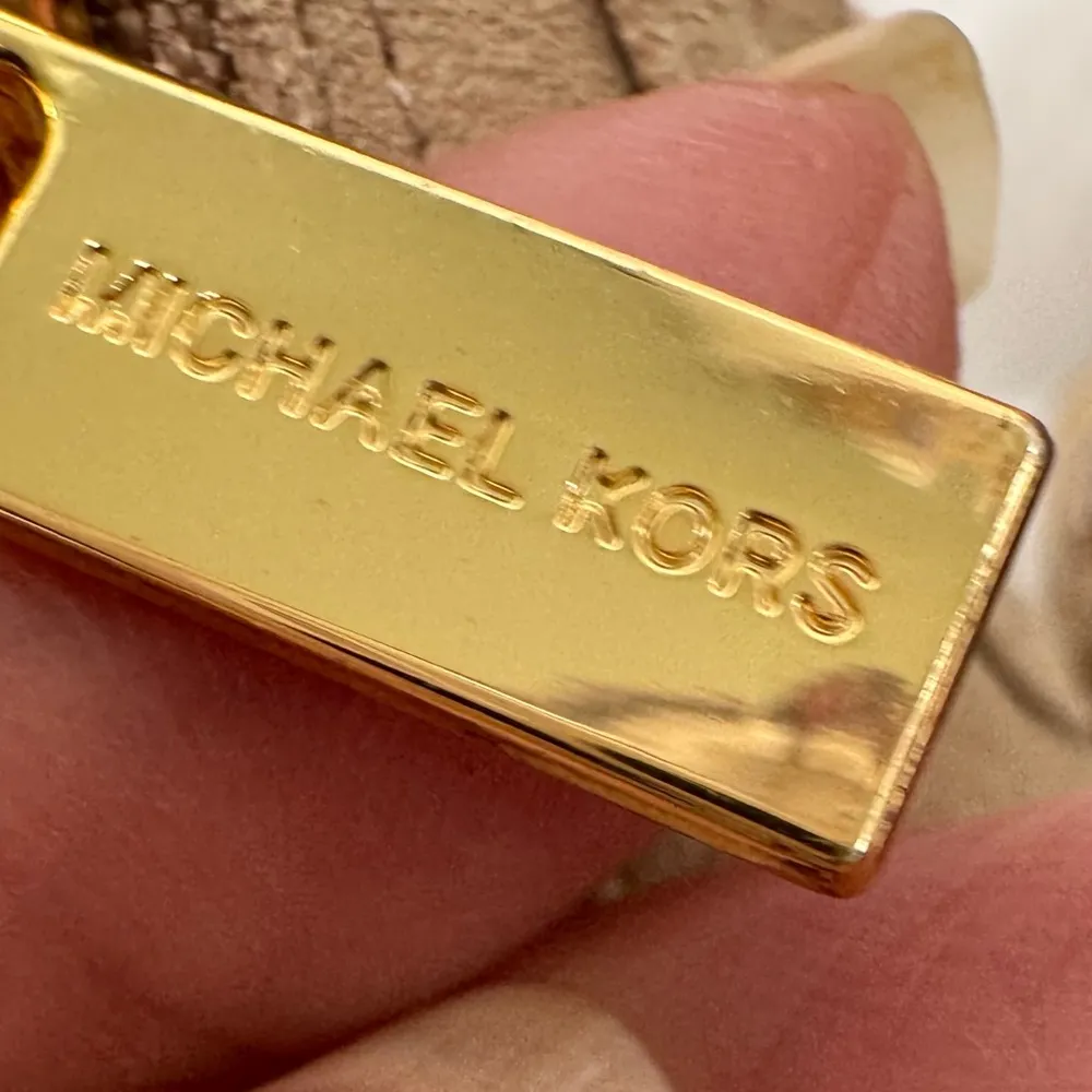 Michael Kors Yvonne Size 8.5M Yvonne Peep Toe Beige Bedazzled Zip Up High Heels - Image 7