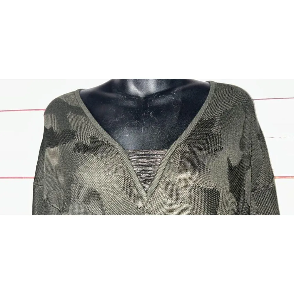 White House | Black Market  Camo Tunic Sweater Women's Small - Image 5