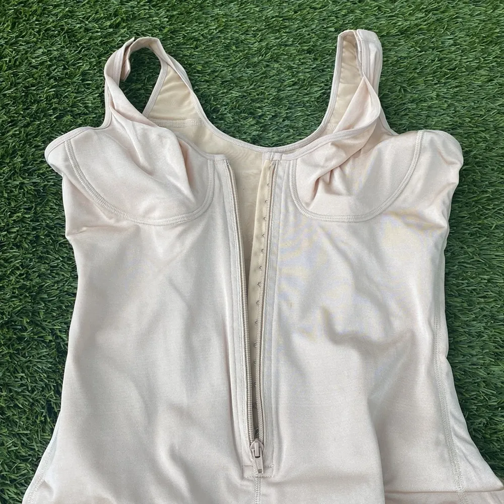 Shapewear with Bra and Zipper size L Tan Size L - Image 3