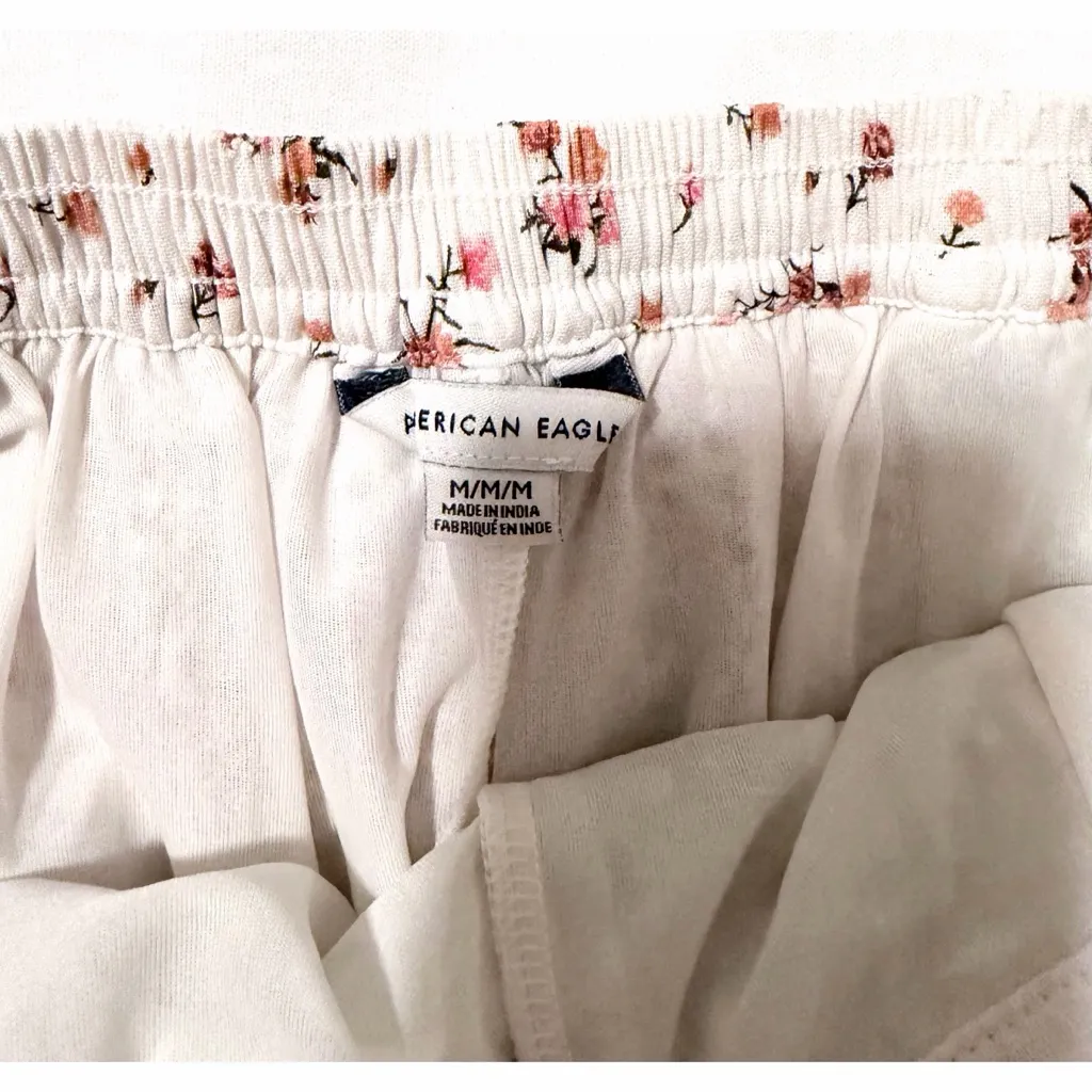 American Eagle  Patchwork Floral Shorts - Image 7