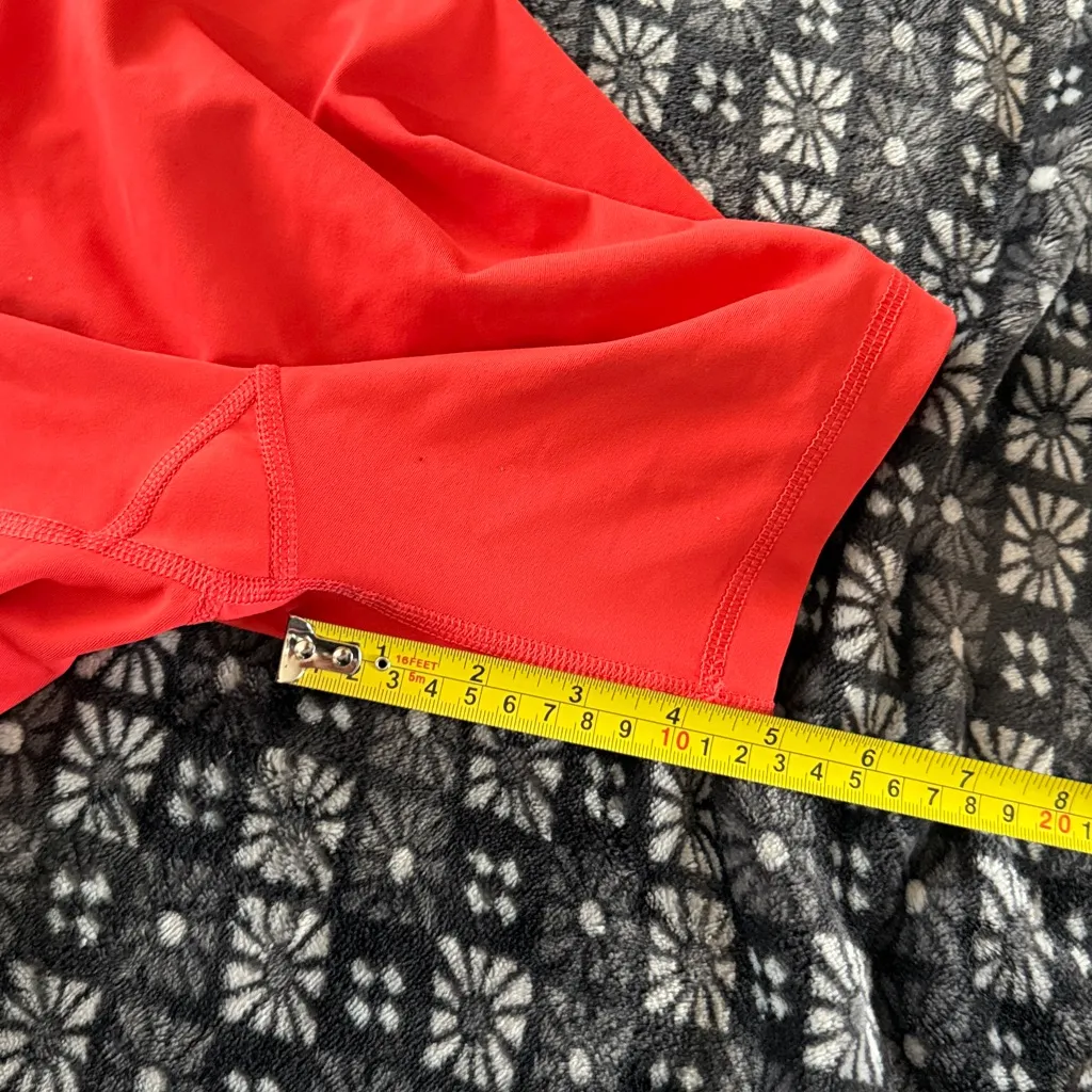 Old Navy  Active High-Rise Biker Shorts bundle - Image 4