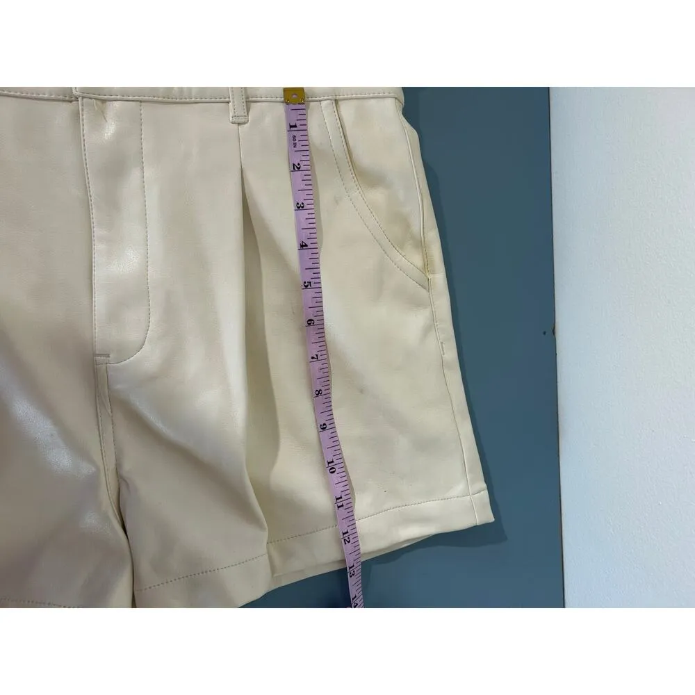 Vintage Havana romper women size M cream faux leather shorts collar short sleeve Size M - Image 11