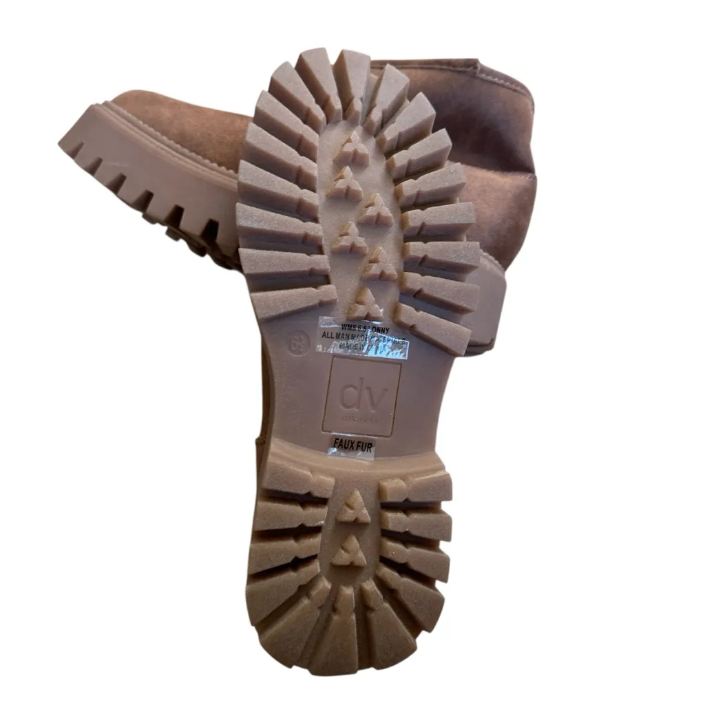 DV Dolce Vita Women's Lonny lug platform Ankle Bootie in Tan NEW Size 6.5 - Image 4