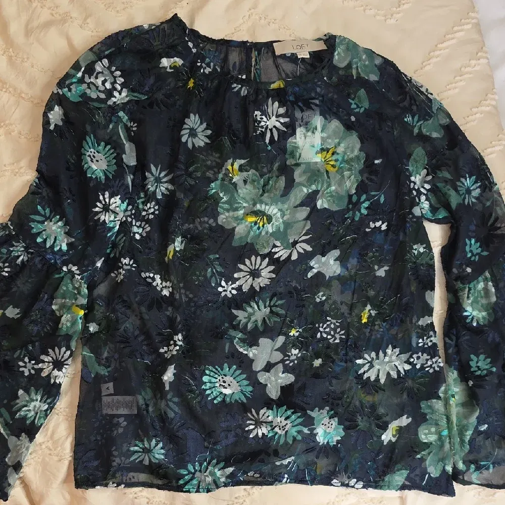 LOFT Shirt Sheer Bell Long Sleeve Dark Floral Blue Blouse XXS New - Image 4