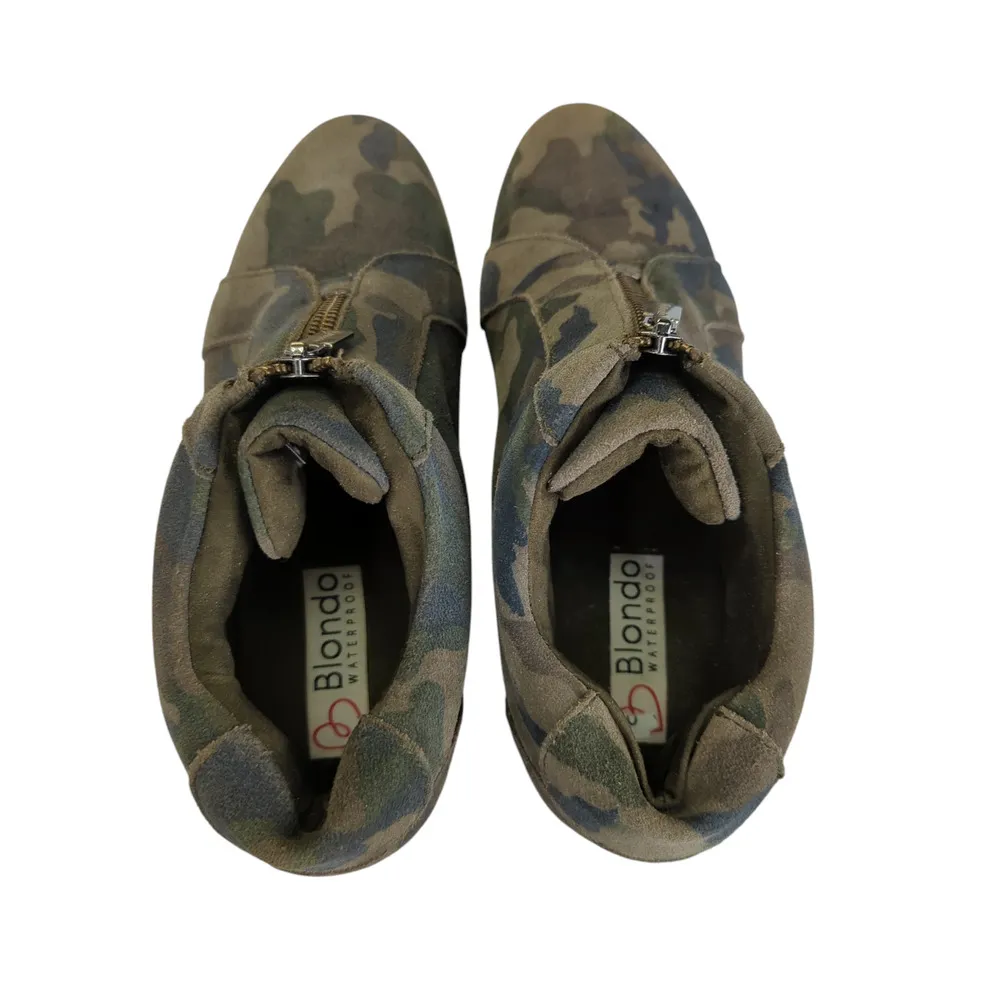 Blondo Glenda Waterproof Hidden Wedge Ankle Boots Sneaker Zip Camo Women 8 B3501 - Image 5