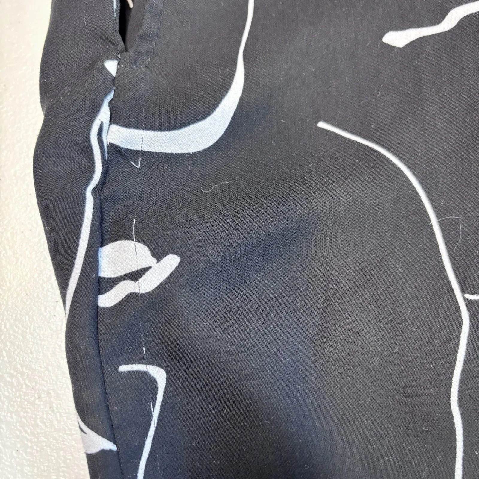 Princess Polly Women’s Size 4 Pants Straight Hi Rise Black w/ Faces Straight Leg - Image 10