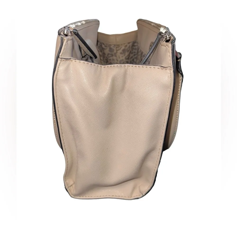 Guess Los Angeles White Faux Leather Purse Crossbody Tote - Image 4