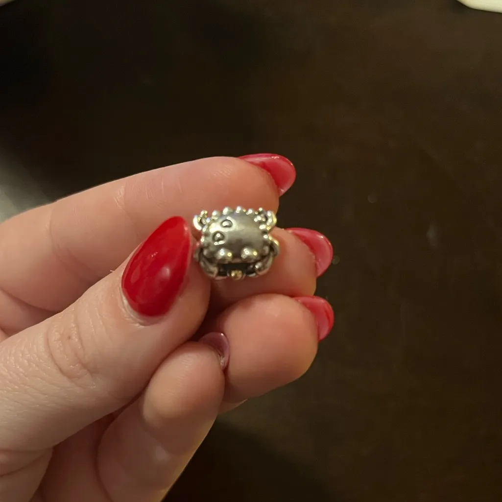 PANDORA HAPPY CRAB TWO TONE CHARM - Image 3
