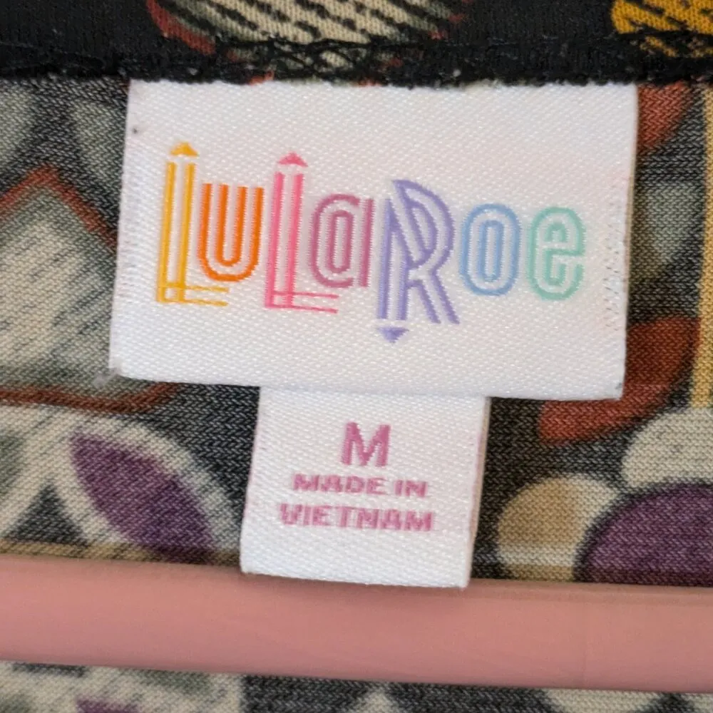 LuLaRoe Women's M Black Floral  Print Pullover Tunic Short Sleeve - Image 4