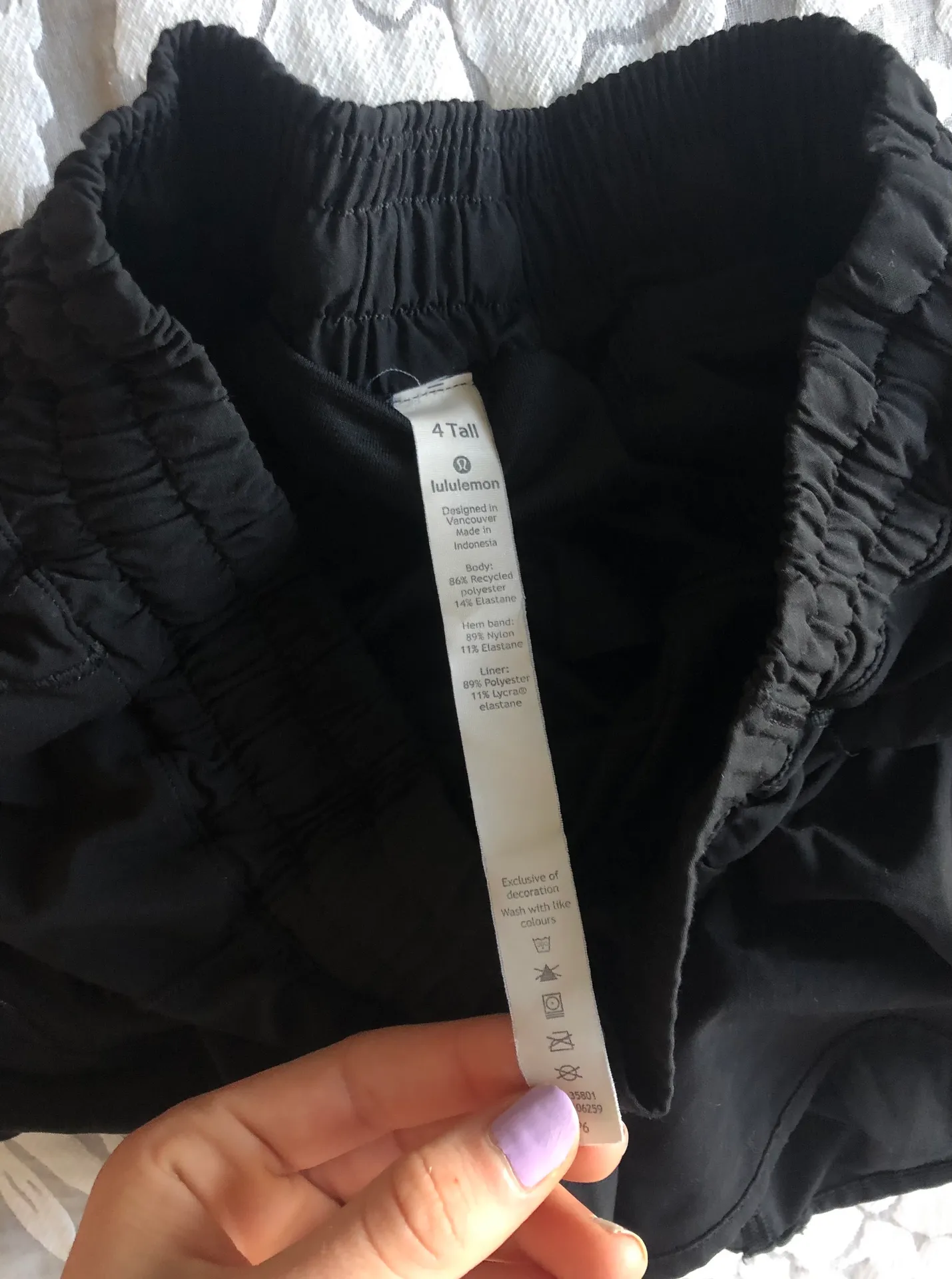 Lululemon Hotty Hot 4” Shorts - Image 3