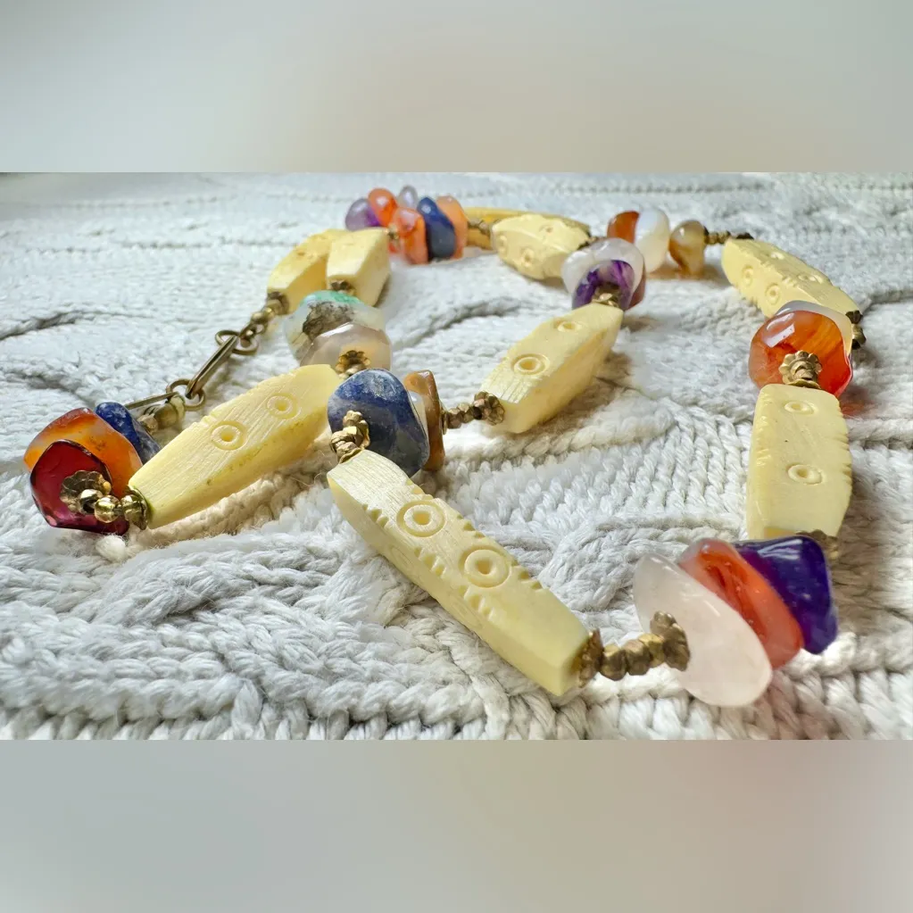 1970s MIRIAM HASKELL VINTAGE GOLDTONE ASSORTED GEMSTONE 28” NECKLACE Gold - Image 11