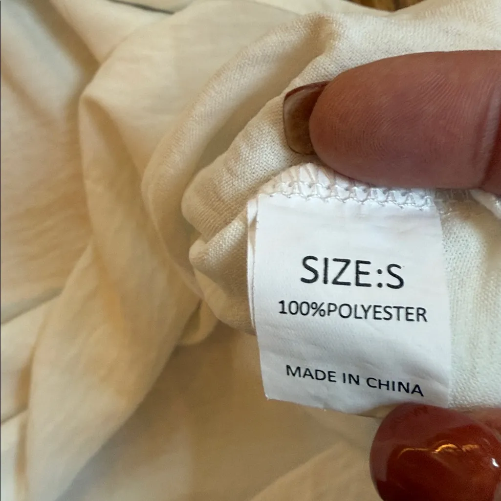 White ruffled pajama two - Image 5