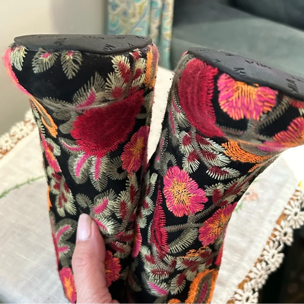 MIA Vail Women’s Booties Sz 7 BOHO Floral Embroidered 3” Heels Multi Colors GUC - Image 8