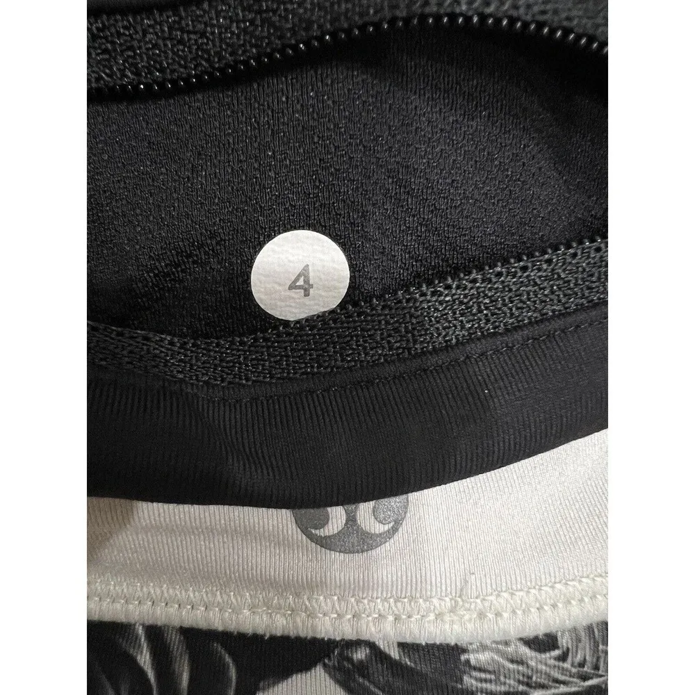 Lululemon Up the Pace Flowabunga Black White Sunflower Floral Crop Legging S‎ 4 - Image 5