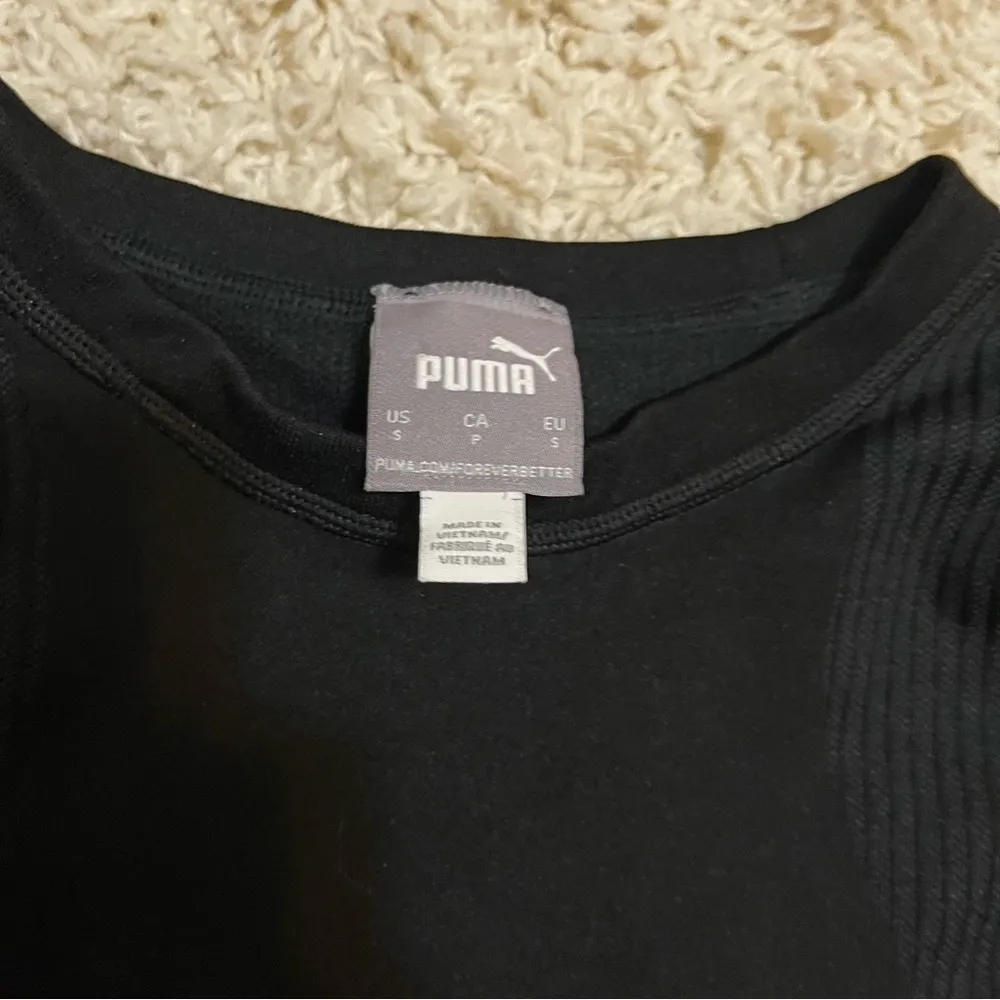 Puma EvoKNIT seamless ls crop top in black size small - Image 3