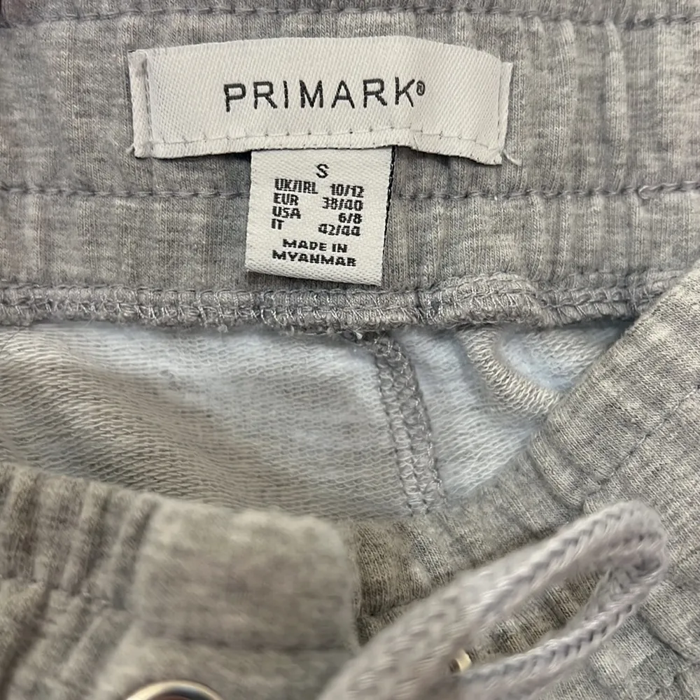 Primark Gray Joggers Women's Size Small Activewear - Image 5