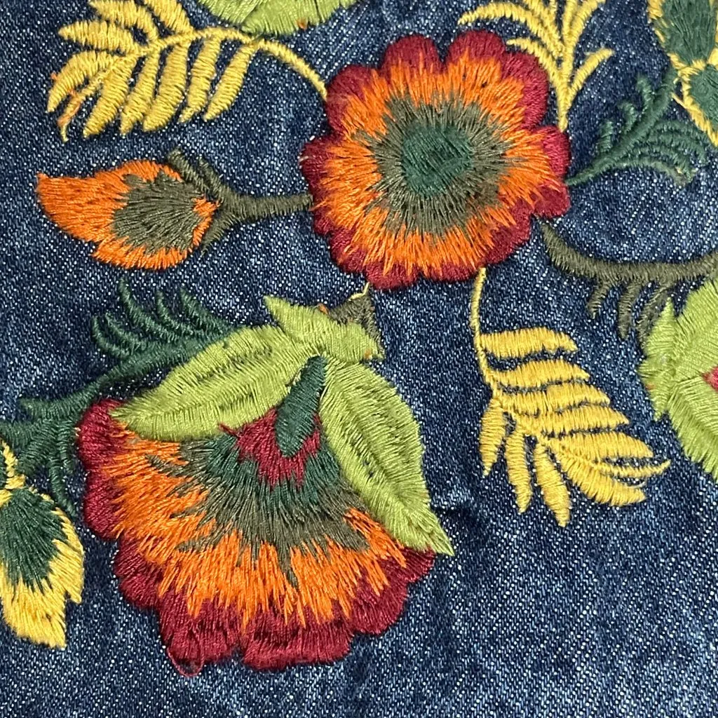 Embroidered Jean Jacket Autumn Colors Dark Wash Denim Women Size Small Fall‎ - Image 9